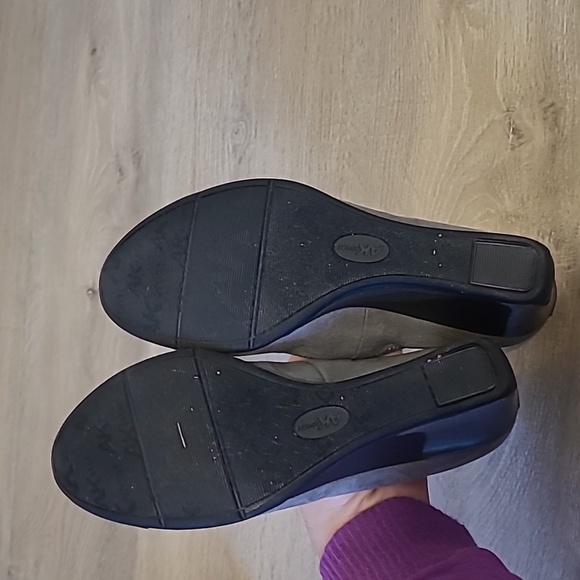 Anne Klein Sport Black Wedge Slip On Rubber Support 3” Wedge Shoe Size 8.5 - Picture 8 of 8